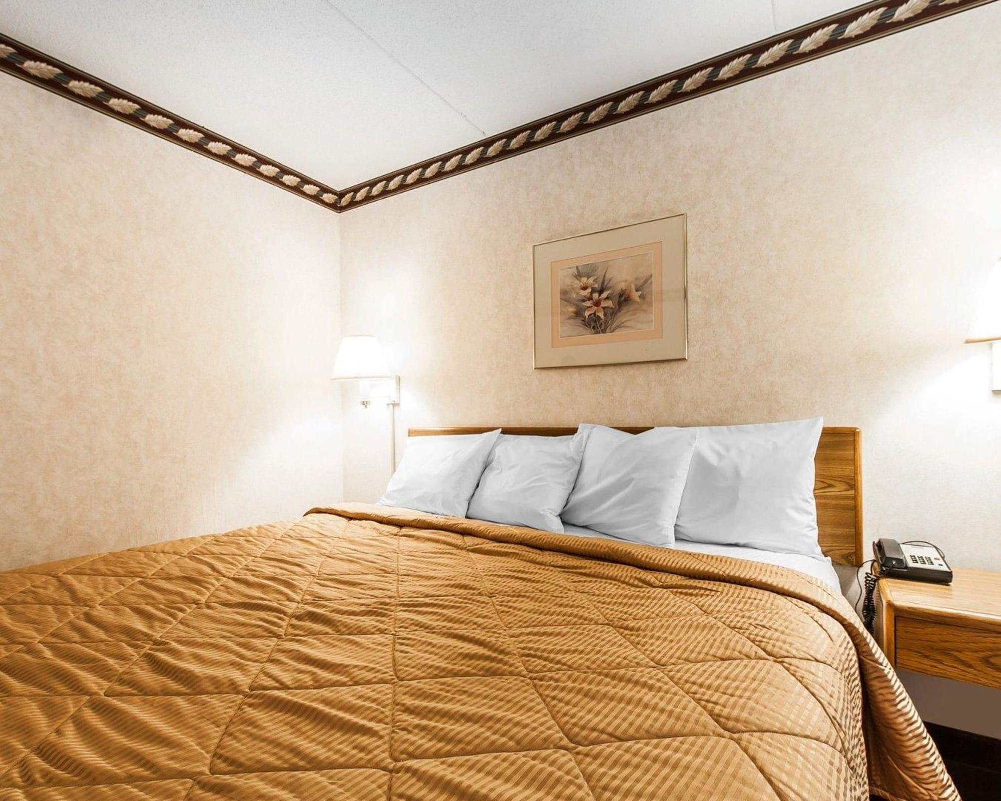 Rodeway Inn Суитуотер Экстерьер фото