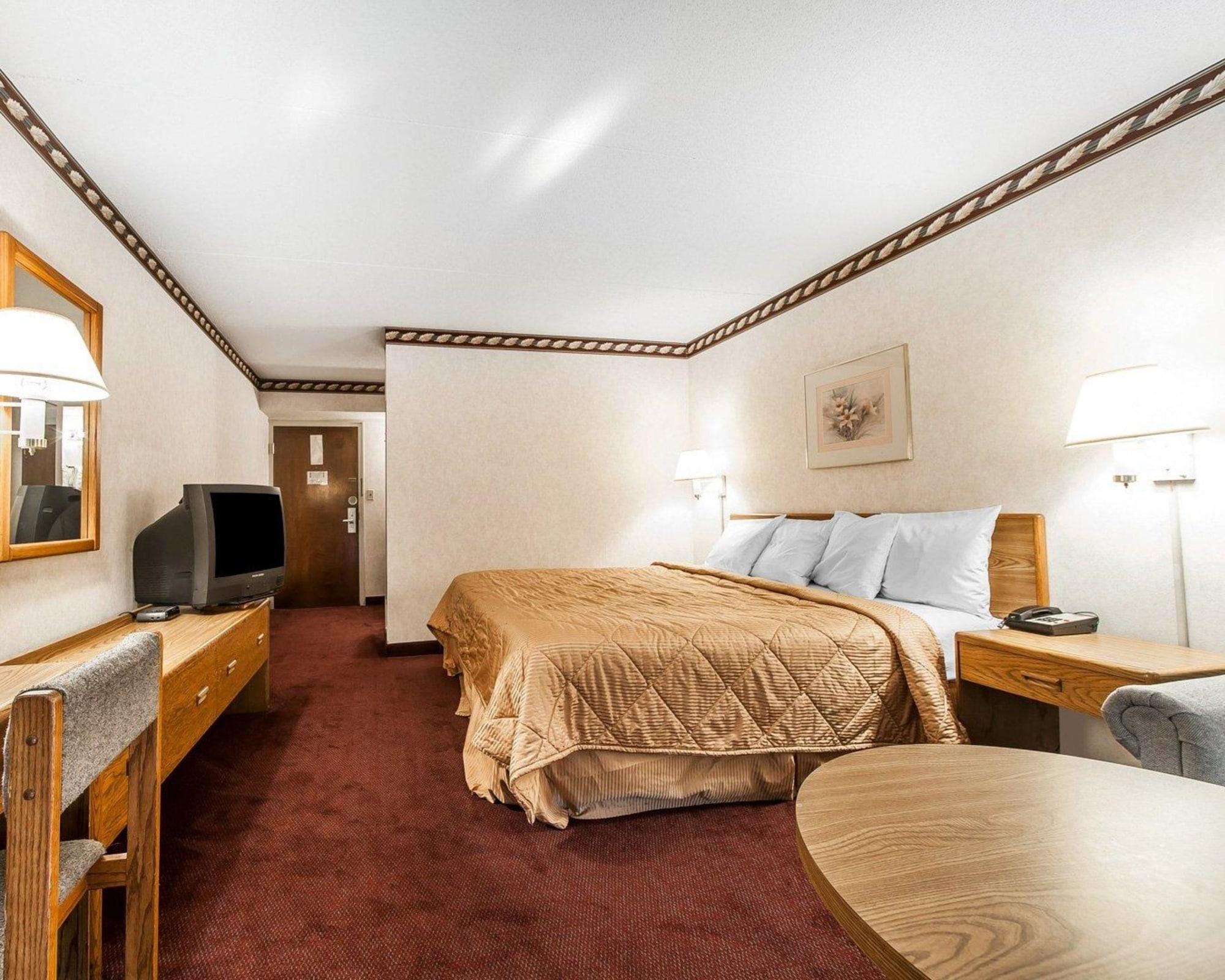 Rodeway Inn Суитуотер Экстерьер фото
