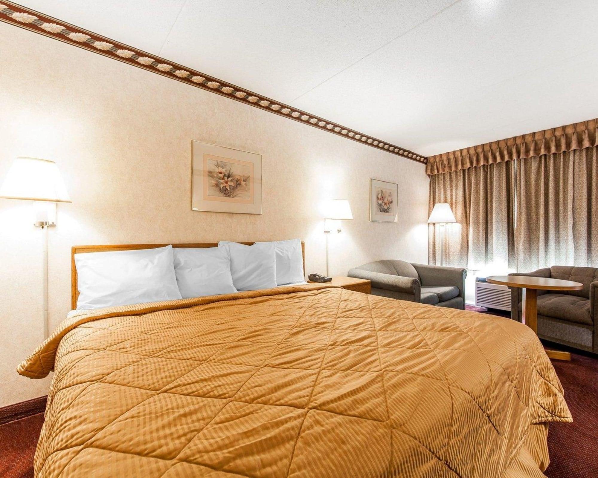 Rodeway Inn Суитуотер Экстерьер фото