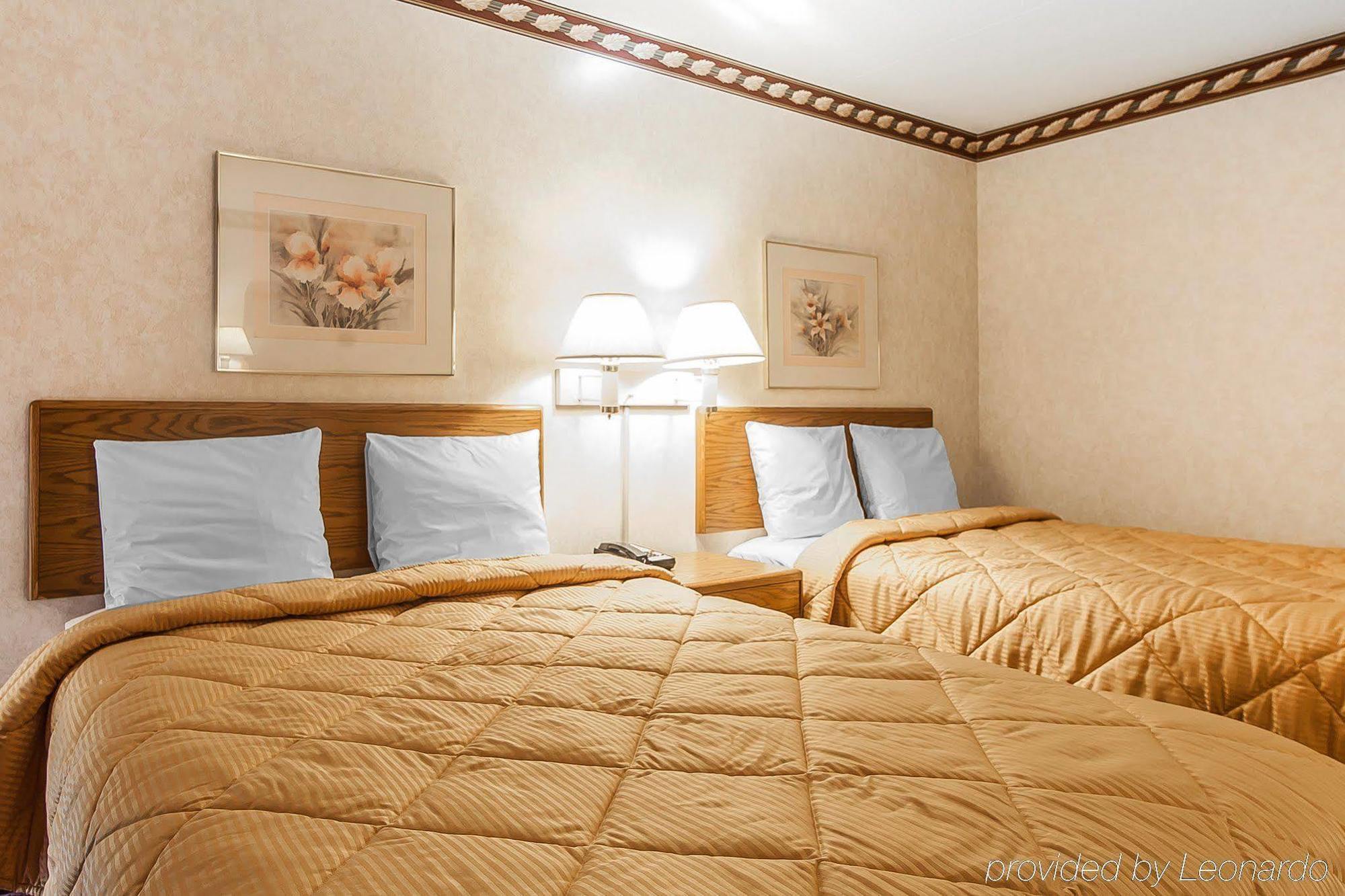 Rodeway Inn Суитуотер Экстерьер фото